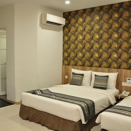 Valya Hotel, Ipoh Exterior photo