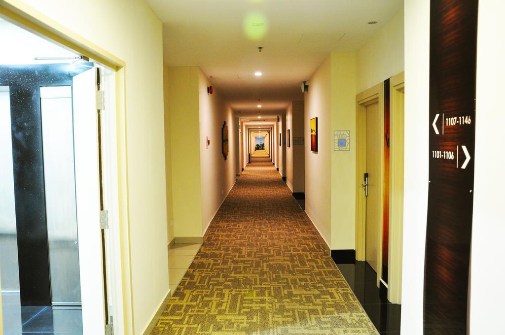 Valya Hotel, Ipoh Exterior photo