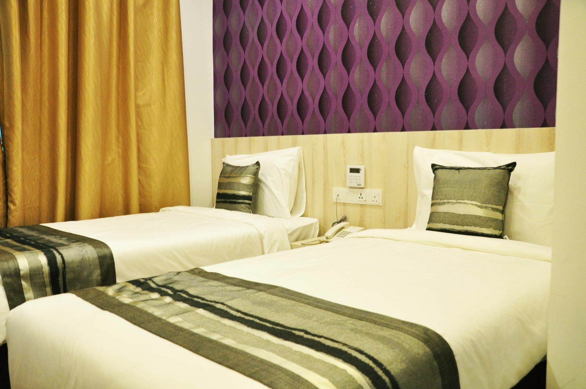 Valya Hotel, Ipoh Exterior photo