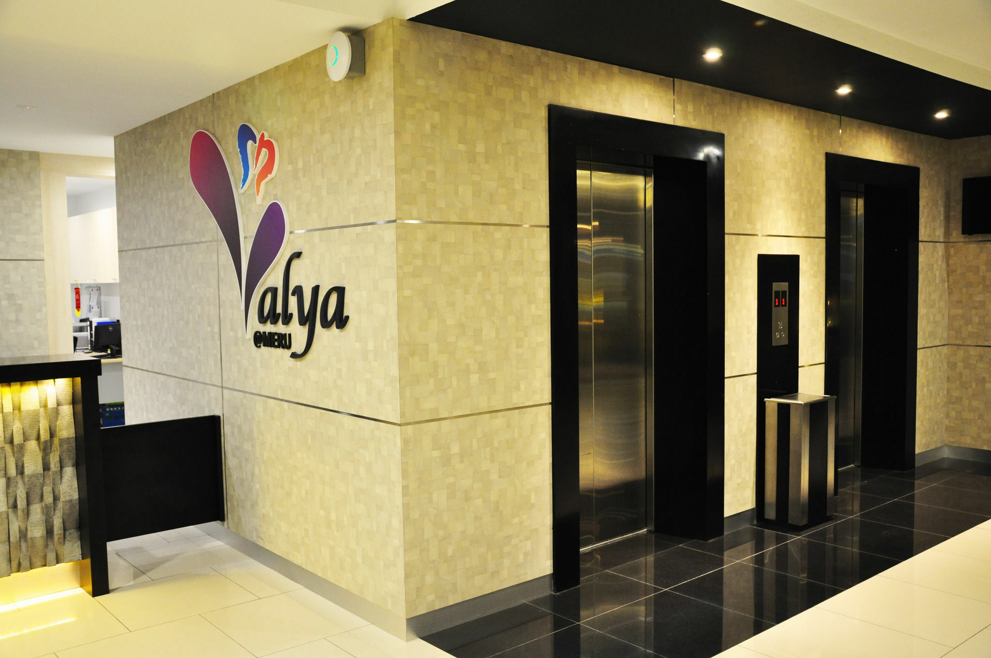 Valya Hotel, Ipoh Exterior photo