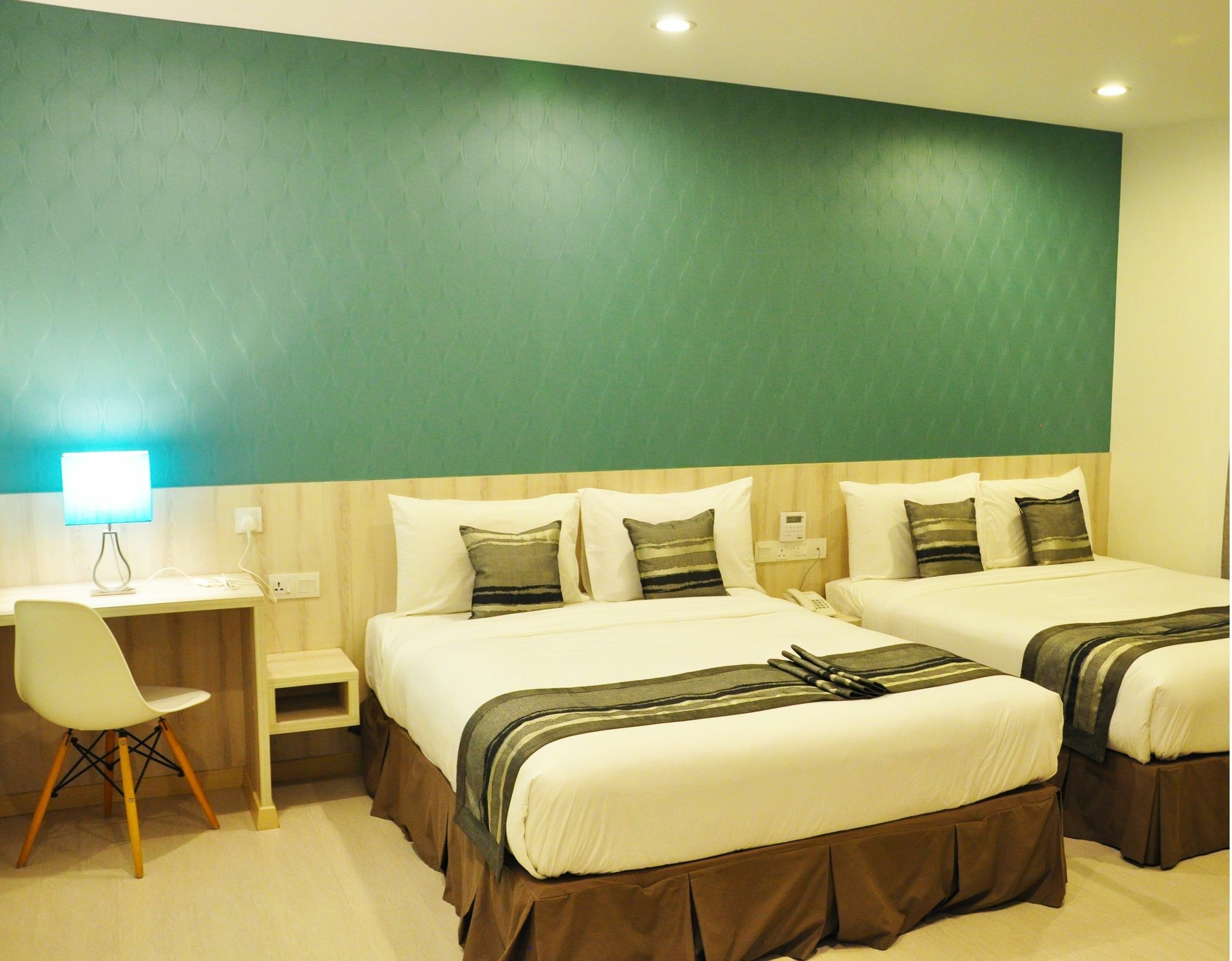 Valya Hotel, Ipoh Exterior photo